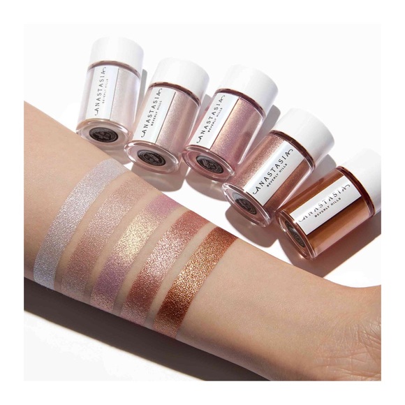Anastasia • Loose Pigment • “Icy” Pearl White